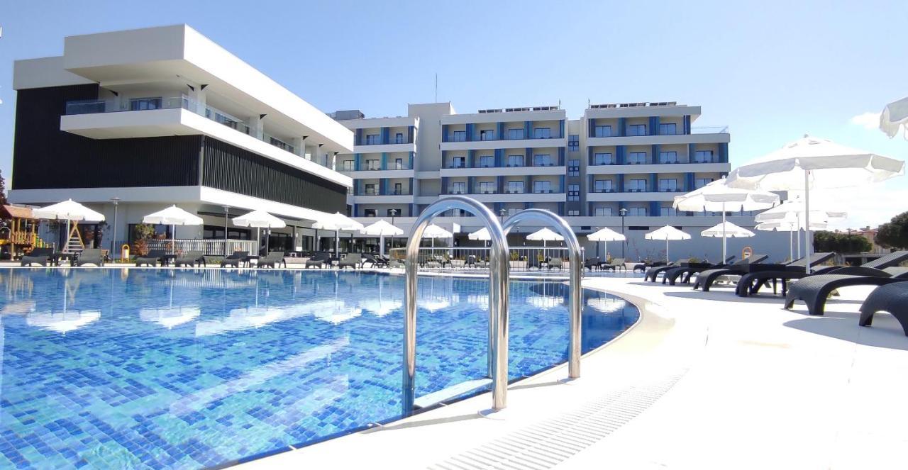 Tezmadra Hotel Burhaniye Bagian luar foto